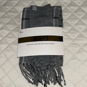 Calvin Klein scarf & glove set